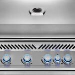 Built-In 32-Inch Gas Grill, 66,000 BTU, Infrared Rear Burner, Natural Gas | Napoleon 700 Series